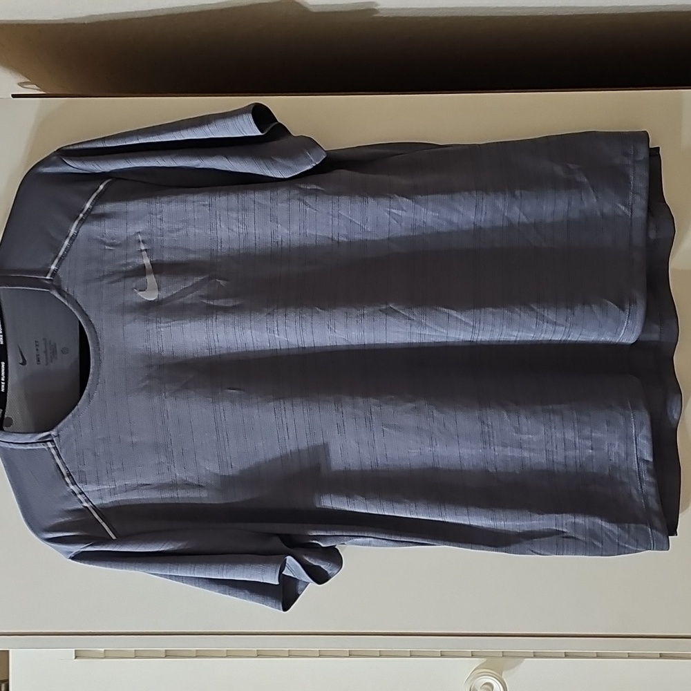 Nike Men's Dri-fit Gray Short Sleeve Tee Sz L